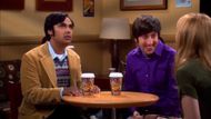 Kunal Nayyar and Simon Helberg in The Big Bang Theory | Image via Warner Bros. Television
